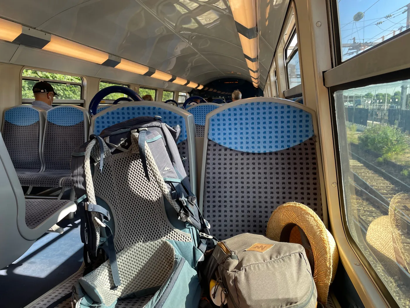 Navigo, chapeaux, sacs à dos… ça sent bon la rando !