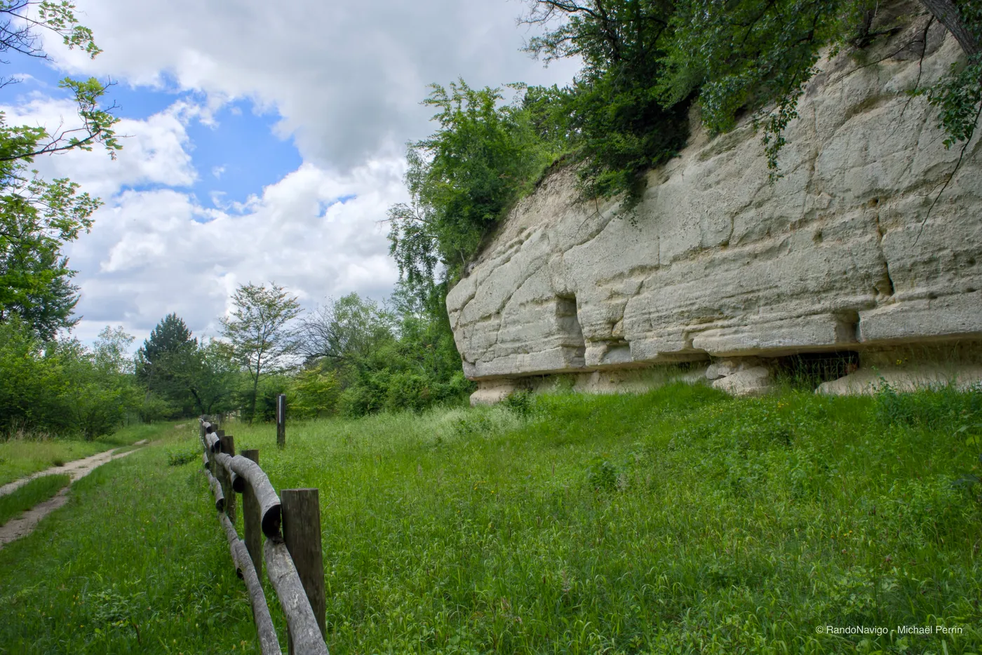 Falaises des marais de Stors.